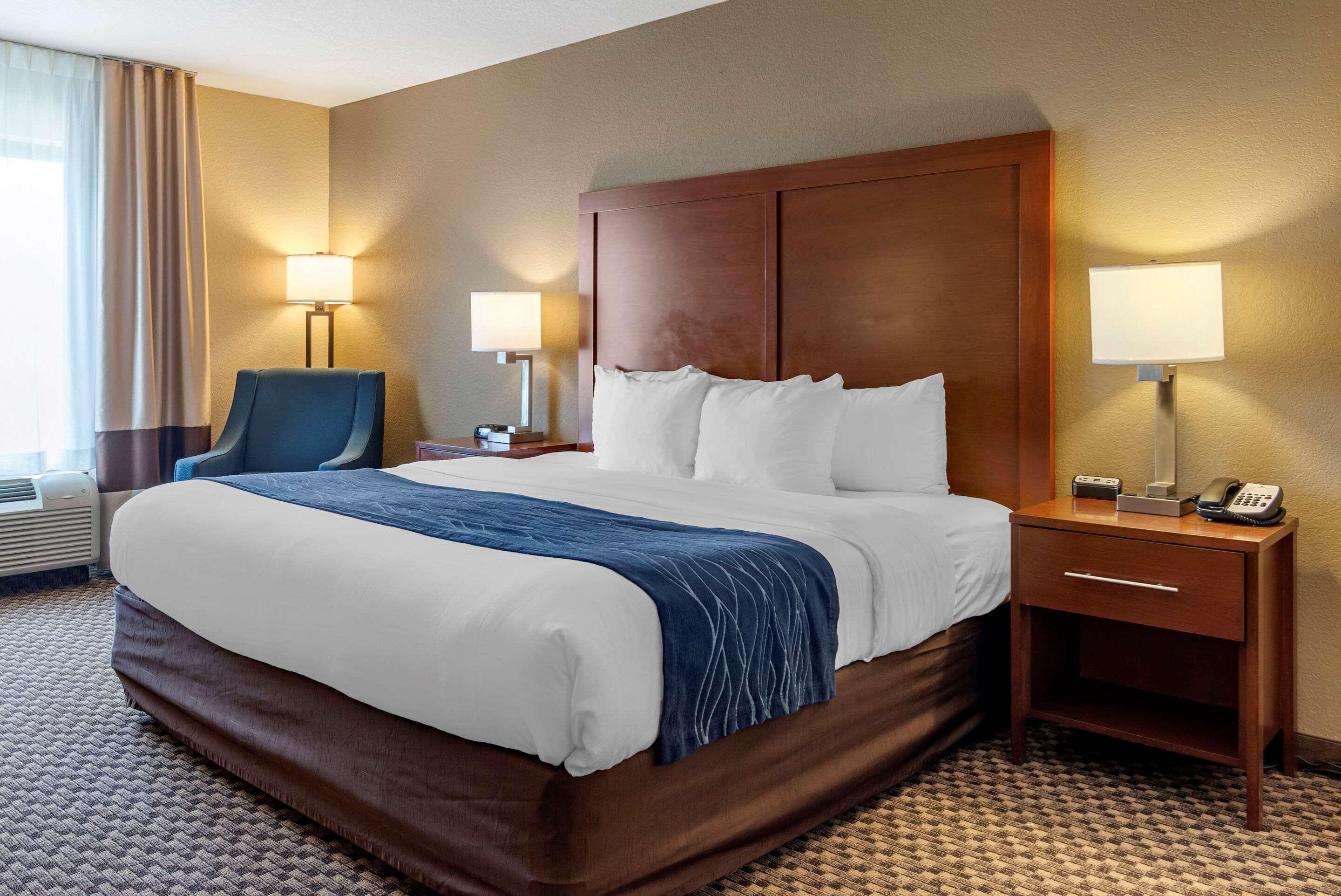 Comfort Inn & Suites Blue Ridge Εξωτερικό φωτογραφία