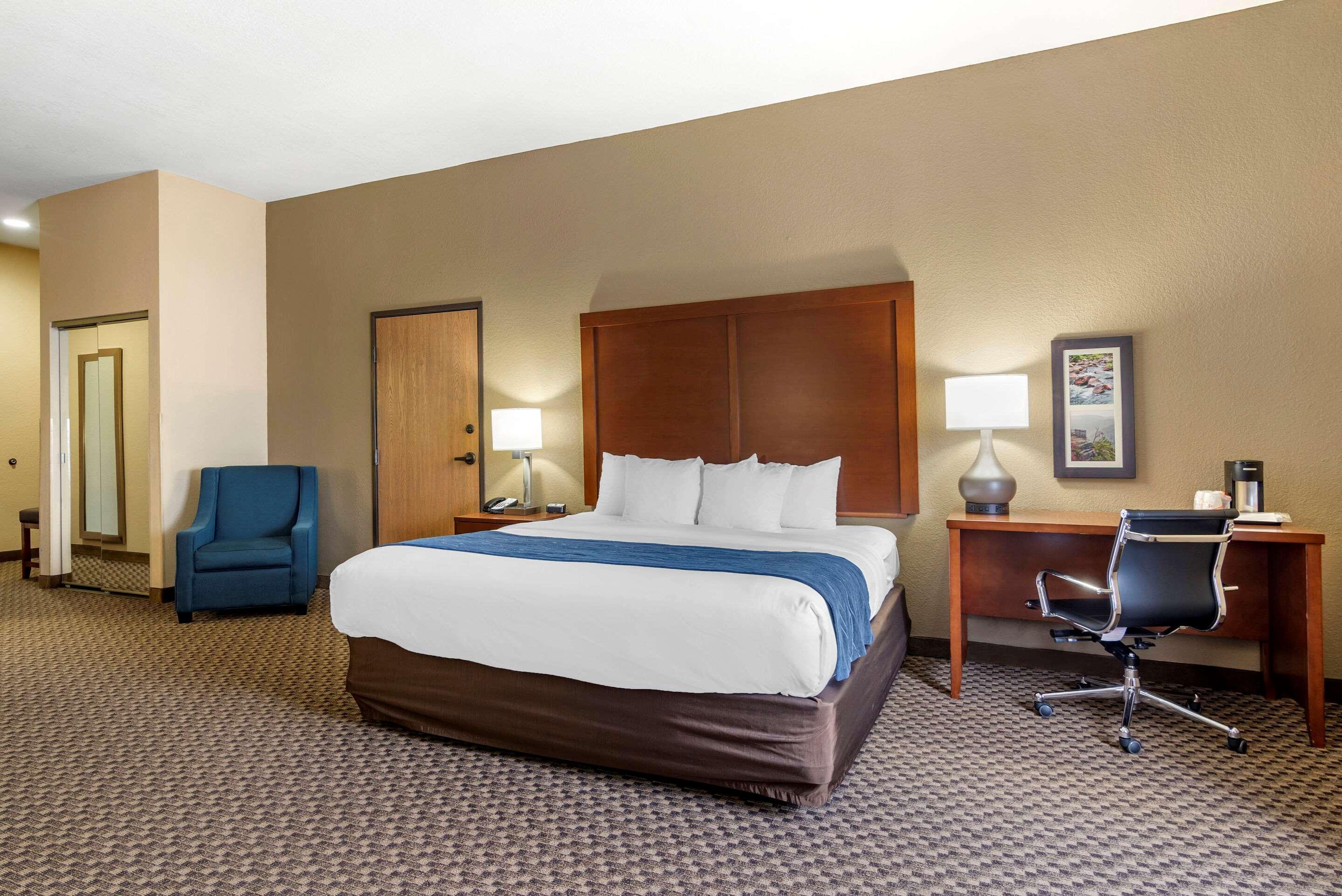Comfort Inn & Suites Blue Ridge Εξωτερικό φωτογραφία