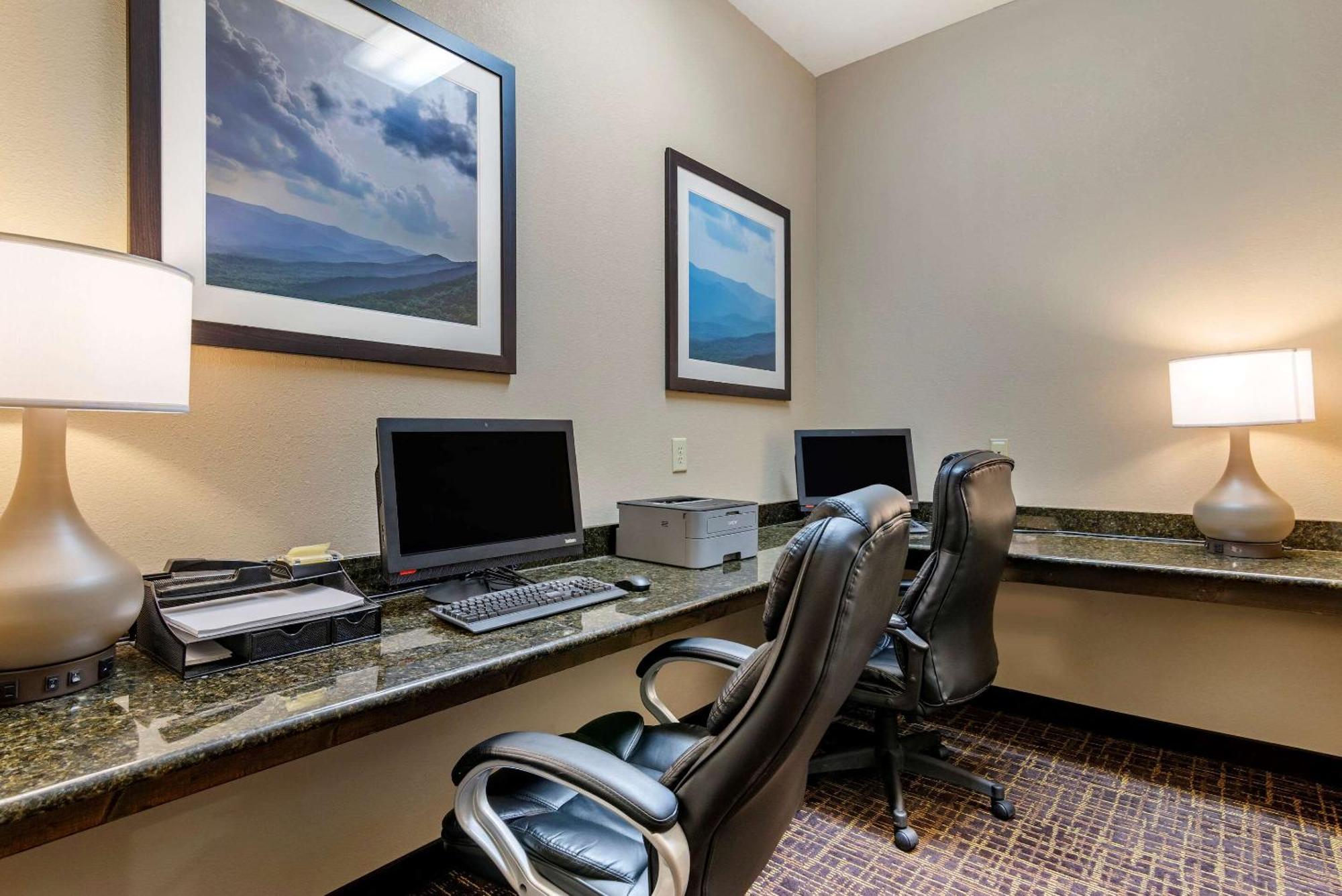 Comfort Inn & Suites Blue Ridge Εξωτερικό φωτογραφία