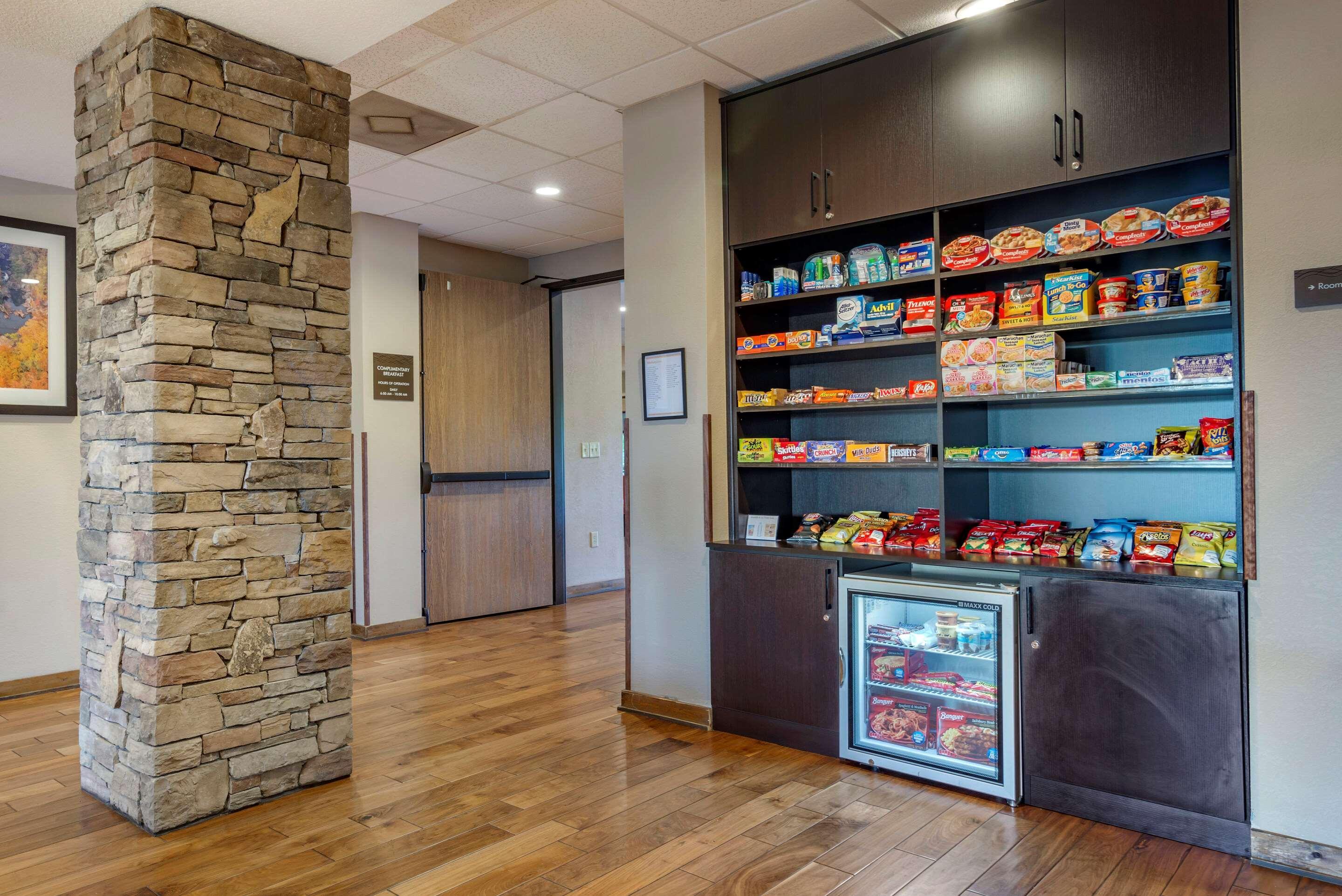 Comfort Inn & Suites Blue Ridge Εξωτερικό φωτογραφία