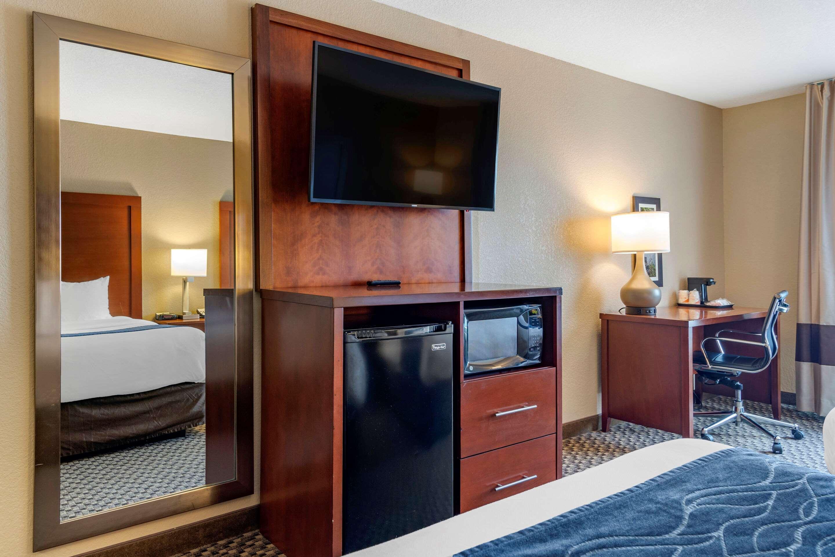 Comfort Inn & Suites Blue Ridge Εξωτερικό φωτογραφία